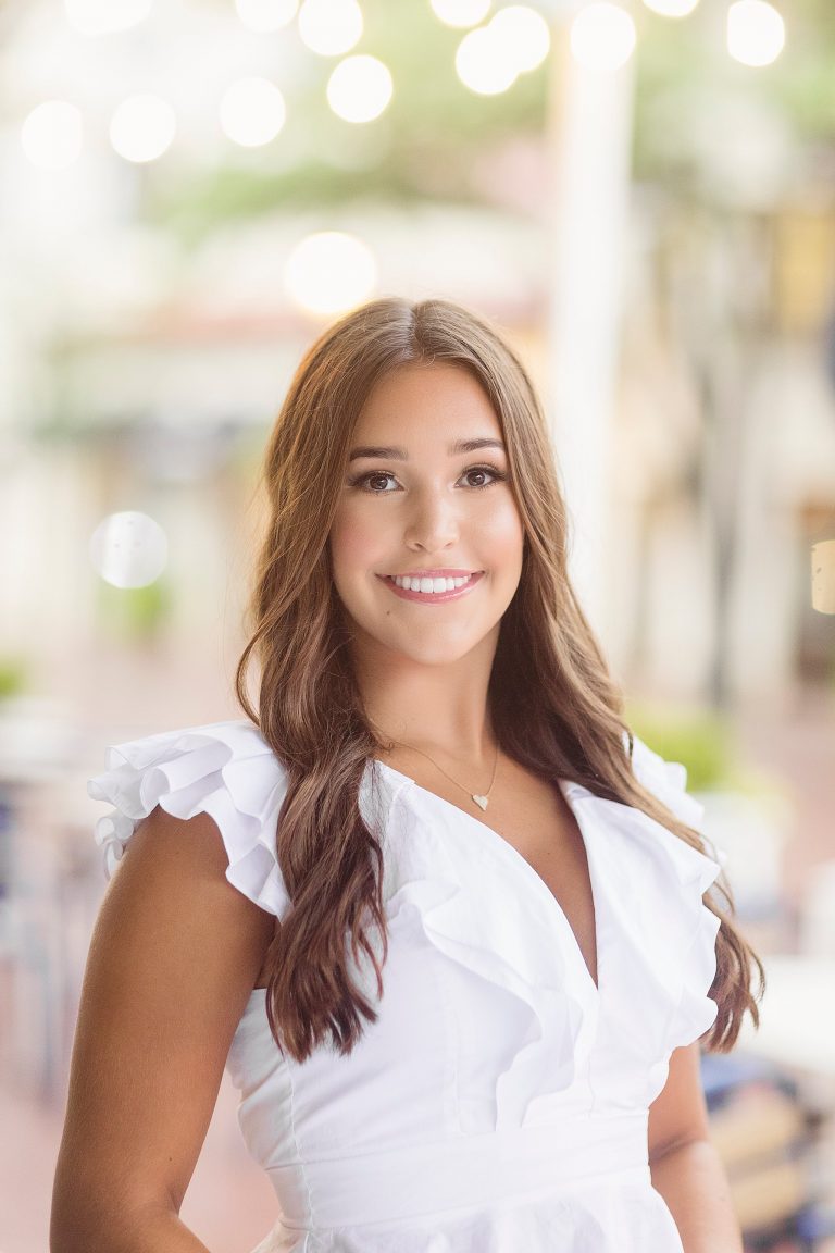 Ava {’23 Senior} Dallas Senior Photography Clara Bella Photography